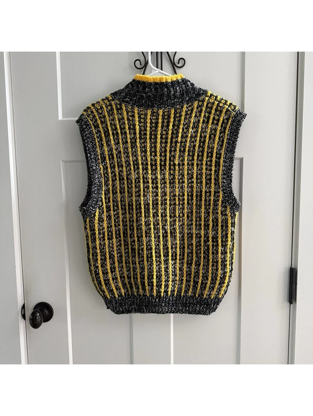 Vintage ESPRIT Sweater Vest Mens L 80s 90s Chunky Knit Yellow Black Preppy